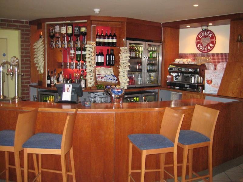 Premier Inn London Elstree / Borehamwood Eksteriør bilde